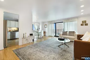 150 Overlook Ph3, Hackensack, NJ 07601 - Photo 3
