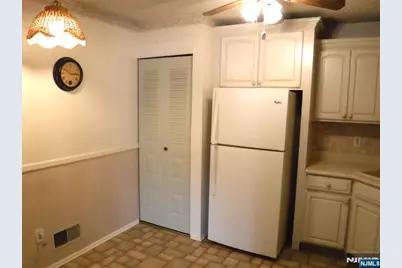 643 Plum Terrace, Mahwah, NJ 07430 - Photo 5