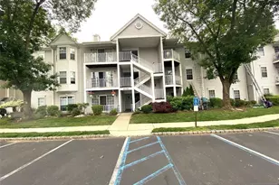 643 Plum Terrace, Mahwah, NJ 07430 - Photo 1