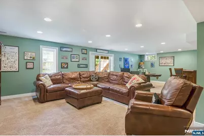 11 Queens Lane, Wayne, NJ 07470 - Photo 25