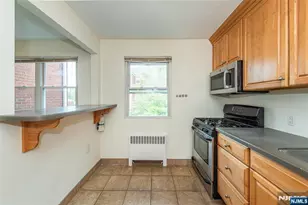 284 Claremont Ave A3, Verona, NJ 07044 - Photo 5