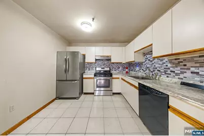 56-60 Ferguson Street C1 #C1, Newark, NJ 07105 - Photo 5