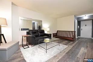 160 Overlook Ave 3E2, Hackensack, NJ 07601 - Photo 7