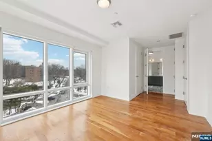 1 Executive 514, Fort Lee, NJ 07024 - Photo 39