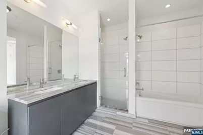 1 Executive 514 #514, Fort Lee, NJ 07024 - Photo 41