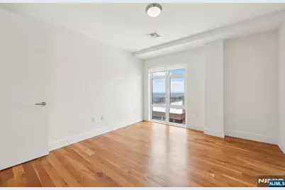 1 Executive 514 #514, Fort Lee, NJ 07024 - Photo 45