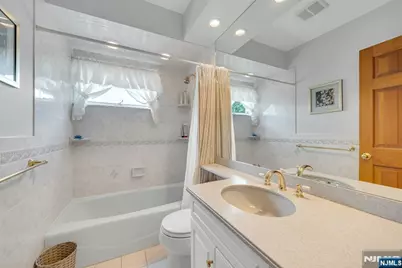 245 Coupe Place, North Arlington, NJ 07031 - Photo 17