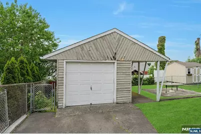 245 Coupe Place, North Arlington, NJ 07031 - Photo 31