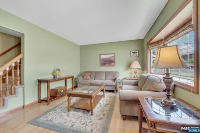 245 Coupe Place, North Arlington, NJ 07031 - Photo 5