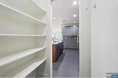 1 Executive 605 #605, Fort Lee, NJ 07024 - Photo 49