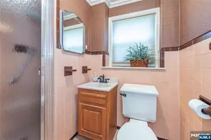 17 Morningside Cir, Little Falls Township, NJ 07424 - Photo 21
