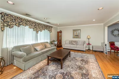 17 Morningside Circle, Little Falls Township, NJ 07424 - Photo 5