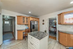 17 Morningside Cir, Little Falls Township, NJ 07424 - Photo 15