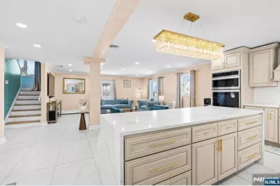 70 Coger, Saddle Brook Township, NJ 07663 - Photo 7