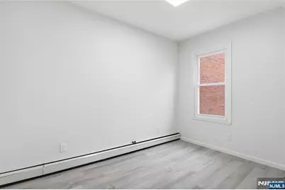 84 Center Street 2 #2, Clifton, NJ 07011 - Photo 5
