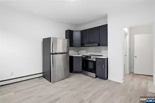 84 Center Street 2, Clifton, NJ 07011 - Photo 3