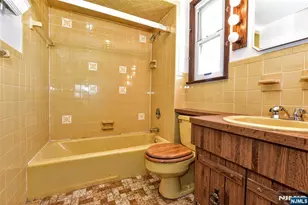 303 Marlboro Rd, Wood Ridge, NJ 07075 - Photo 13