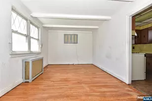 303 Marlboro Rd, Wood Ridge, NJ 07075 - Photo 7