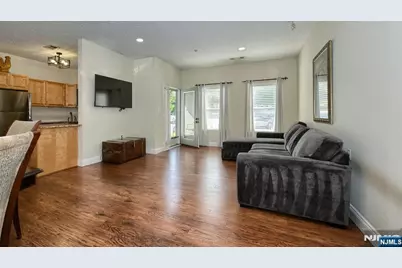 502 Brittany Drive 502 #502, Wayne, NJ 07470 - Photo 9