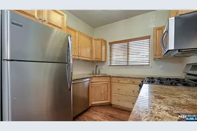 502 Brittany Drive 502 #502, Wayne, NJ 07470 - Photo 13