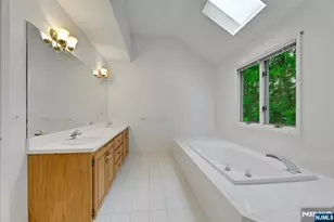 2 Rogers Ct, Midland Park, NJ 07432 - Photo 25