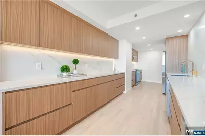 800 Palisade Avenue 1603 #1603, Fort Lee, NJ 07024 - Photo 11