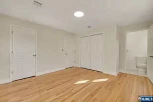 13 Casta Ln 2, Edgewater, NJ 07020 - Photo 7