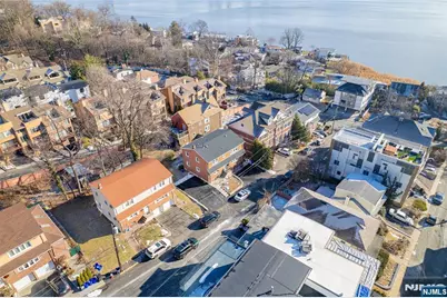 13 Casta Lane 2 #2, Edgewater, NJ 07020 - Photo 13