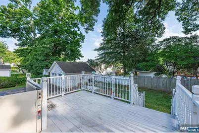 16 Lincoln Place, Waldwick, NJ 07463 - Photo 27