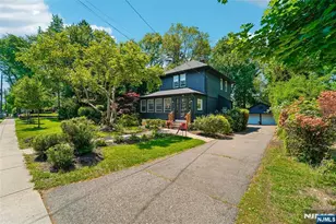 173 Myrtle Ave, Allendale, NJ 07401 - Photo 3