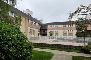 1111 River Road C26, Edgewater, NJ 07020 - Photo 1