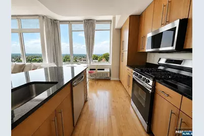 800 12th Street 909 #909, Palisades Park, NJ 07650 - Photo 9
