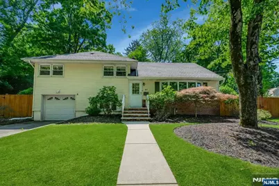60 Everdell Avenue, Hillsdale, NJ 07642 - Photo 1