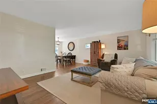 60 Everdell Ave, Hillsdale, NJ 07642 - Photo 7