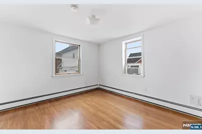 2455 3rd Street, Fort Lee, NJ 07024 - Photo 35