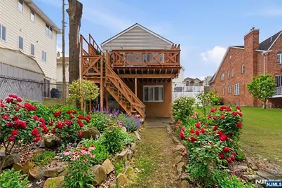 2455 3rd Street, Fort Lee, NJ 07024 - Photo 43