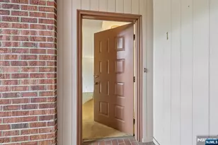 1 Peabody Ct 1001, Teaneck Township, NJ 07666 - Photo 3