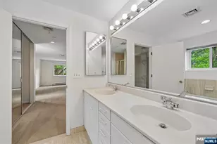 1 Peabody Ct 1001, Teaneck Township, NJ 07666 - Photo 23