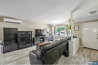 174 Phelps Avenue, Bergenfield, NJ 07621 - Photo 3