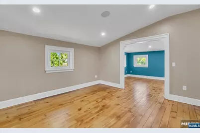 49 Passaic Street, Rochelle Park Township, NJ 07662 - Photo 29