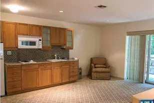 75 Myrtle Ave 1, Edgewater, NJ 07020 - Photo 27