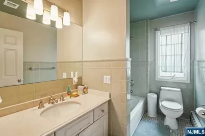 75 Myrtle Avenue 1 #1, Edgewater, NJ 07020 - Photo 25