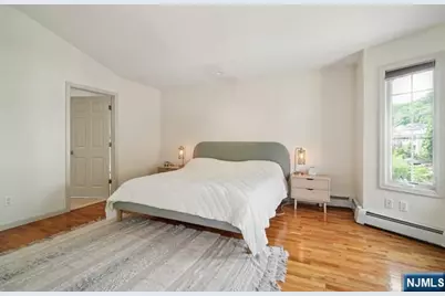 75 Myrtle Avenue 1 #1, Edgewater, NJ 07020 - Photo 17