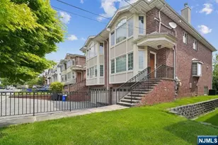 75 Myrtle Ave 1, Edgewater, NJ 07020 - Photo 1
