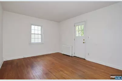 1806 Palisade Avenue, Teaneck Township, NJ 07666 - Photo 11