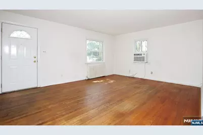 1806 Palisade Avenue, Teaneck Township, NJ 07666 - Photo 3