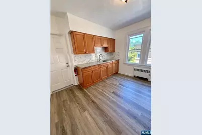 103 E Pleasant Avenue 1 #1, Maywood, NJ 07607 - Photo 7