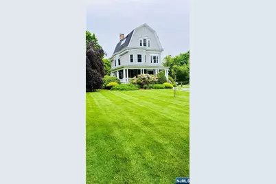 141 W End Avenue, Ridgewood, NJ 07450 - Photo 1