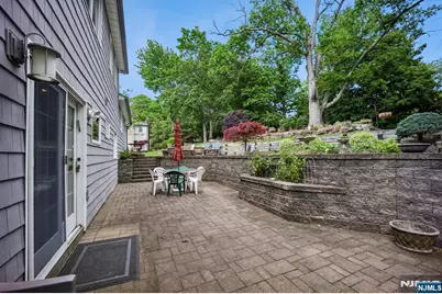 17 Stonewall Drive, Livingston, NJ 07039 - Photo 31