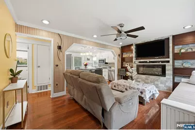 52 Barbara Drive, Pompton Lakes, NJ 07442 - Photo 5